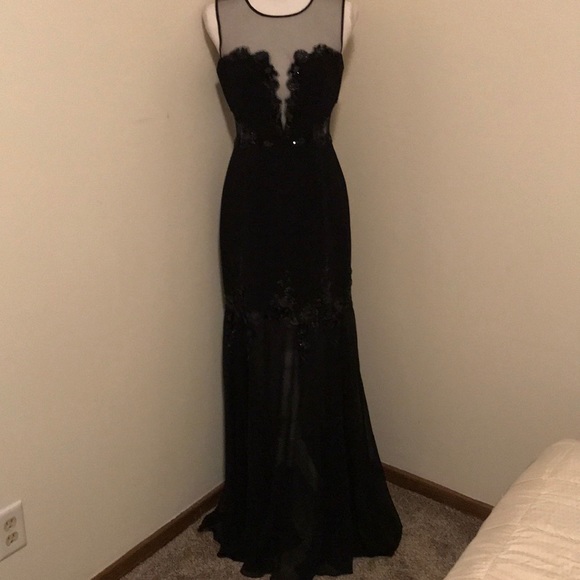 BCBG Black Evening Gown Size 6, Worn Once! - Picture 2 of 8